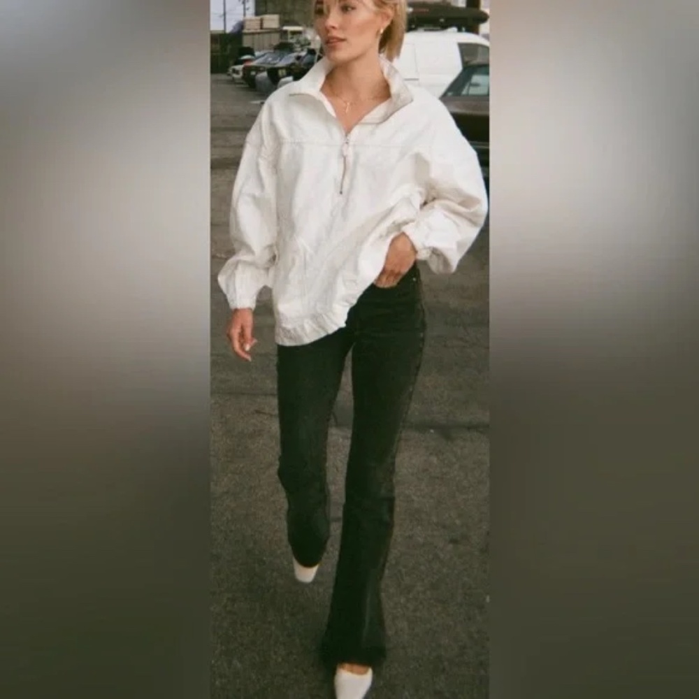 LNDN Women's Black Flared Jeans NWT